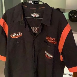 Harley Davidson dealership shop shirt